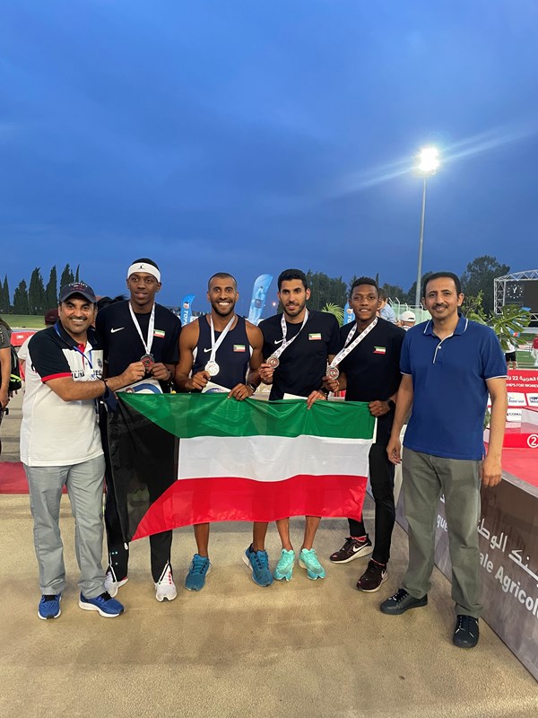 المنتخب الكويتي لألعاب القوى يحقق فضية (سباق 400 متر تتابع) في البطولة العربية الـ 22 بتونس