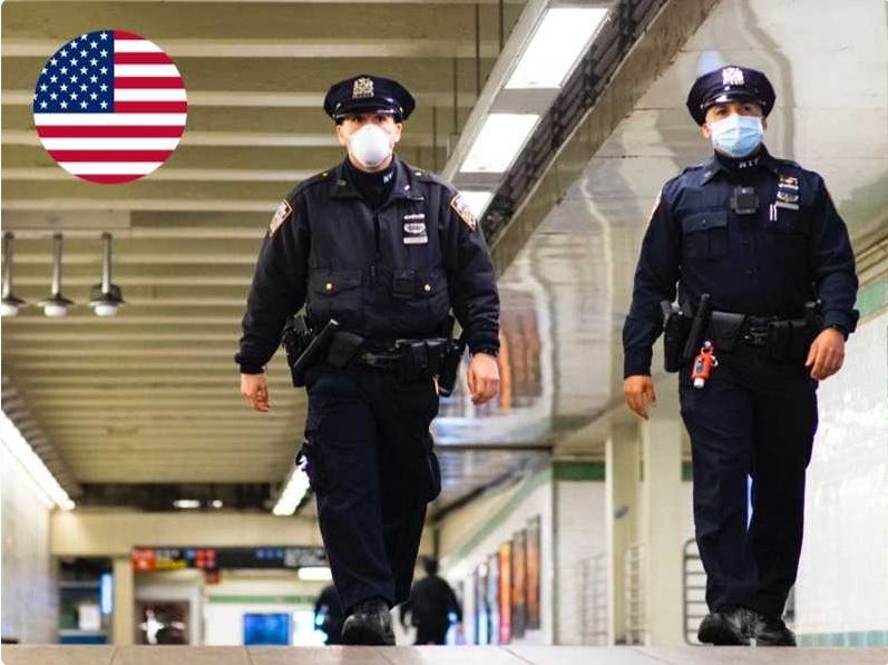 شرطة نيويورك تحذر أفرادها.. التطعيم أو ارتداء الكمامة طوال فترة العمل     