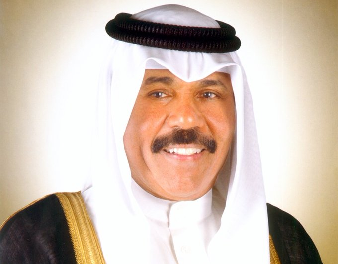 سمو الأمير يهنئ أمير قطر بنجاح أول انتخابات تشريعية لاختيار أعضاء مجلس الشورى 