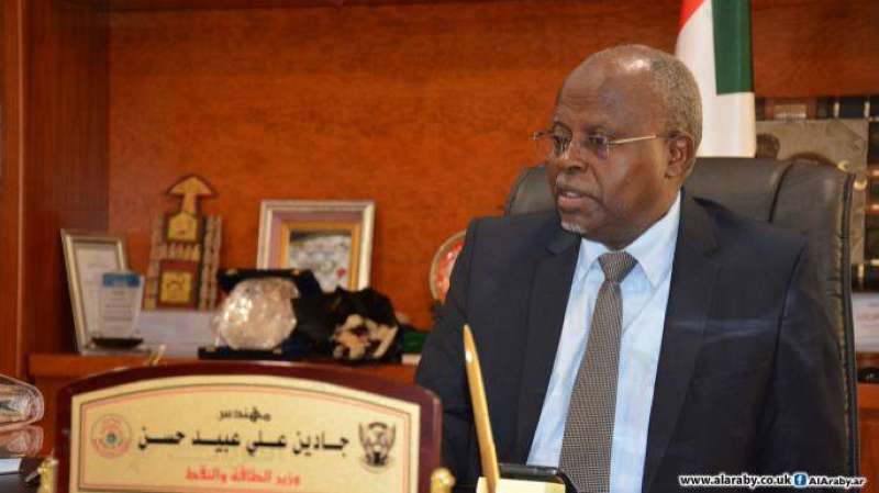 وزير الطاقة السوداني: وقف دخول سفن الوقود إلى المياه الإقليمية لتجنب الغرامات 