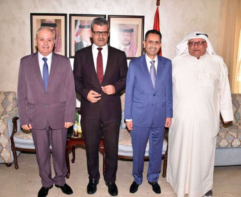 السفير الأردني يثمن حسن الرعاية التي يتلقاها أبناء الجالية في الكويت