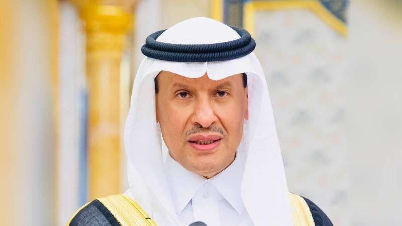 وزير الطاقة السعودي: الفجوة بين أسعار الخام وأسعار الوقود تبلغ نحو 60 في المئة أحيانا