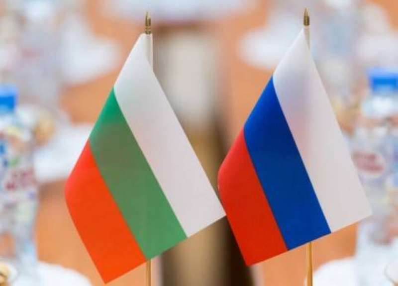 روسيا تطرد 14 ديبلوماسيا بلغاريا