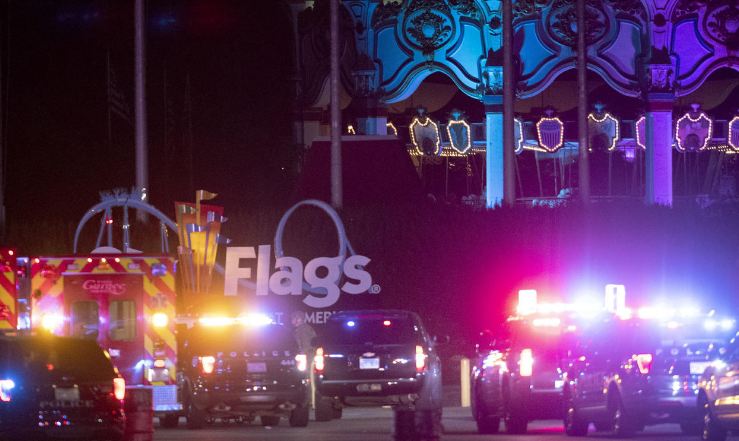 إصابة 3 في إطلاق نار أمام متنزه «سيكس فلاجز» في أميركا