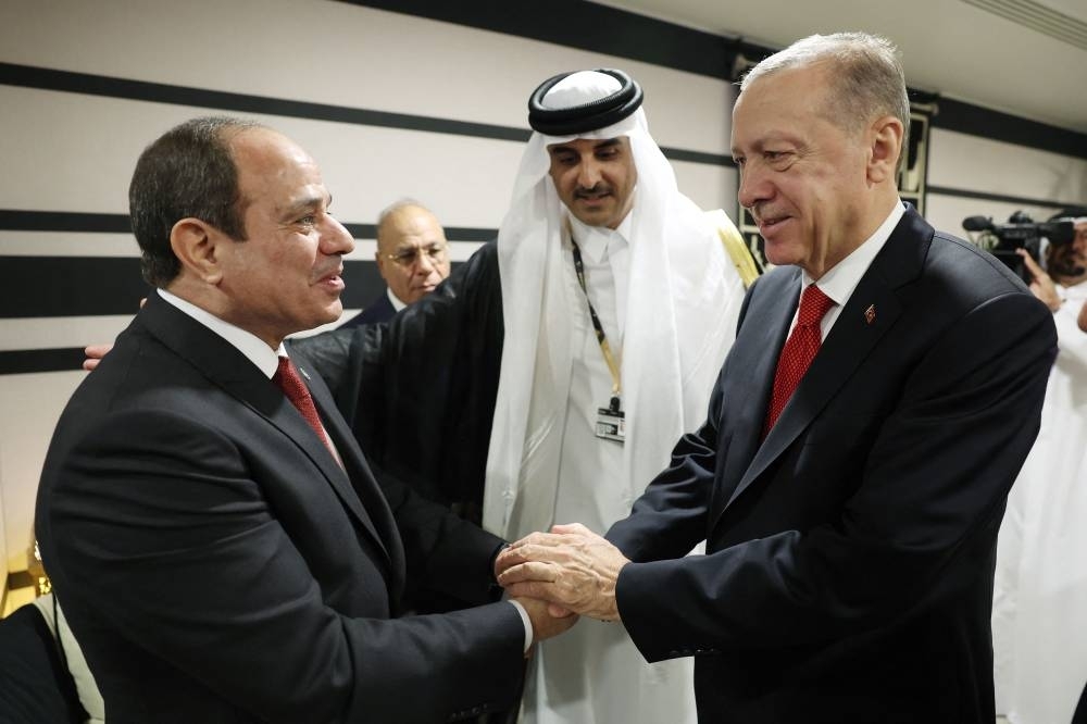 أردوغان بعد مصافحة السيسي في قطر: نسعى لمزيد من التطبيع مع مصر   