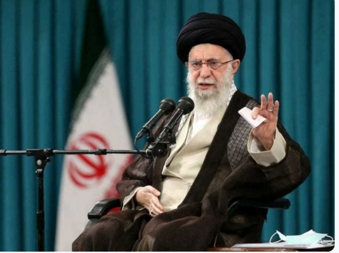 خامنئي: سياسة إيران نجحت في العراق وسوريا ولبنان  