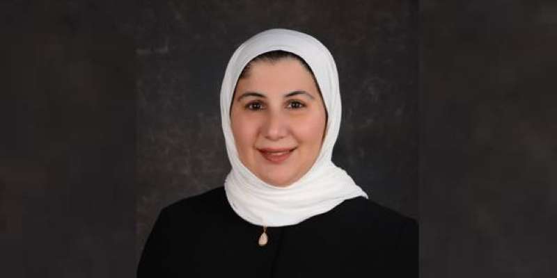 علياء الفارسي: ضم عمال نظافة «مدينة الكويت» إلى هيكل البلدية