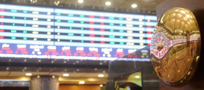 «البورصة» ترقّي اليوم 6 أسهم بـ 831.2 مليون دينار إلى السوق الأول