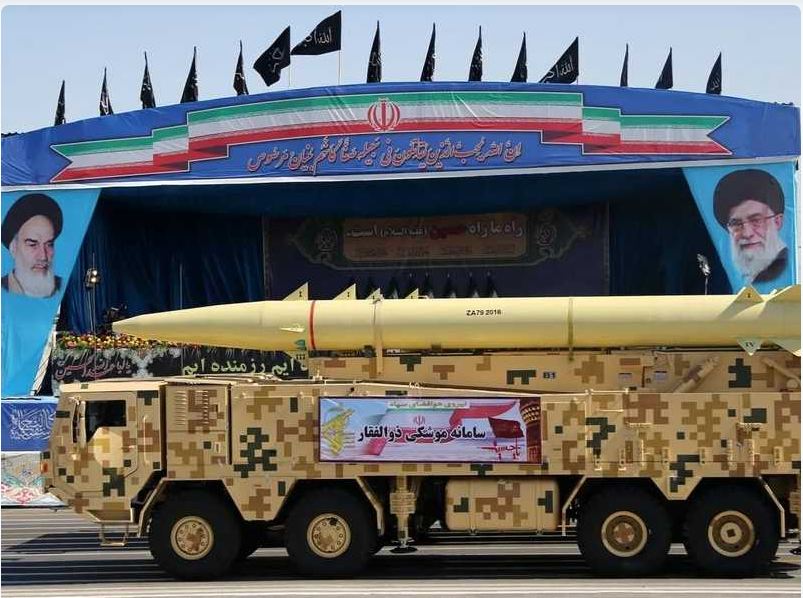 الحرس الثوري: إيران طورت صاروخ كروز يصل مداه 1650 كيلومترا