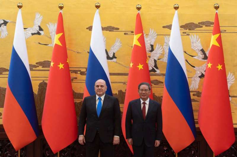الصين: مستعدون للعمل مع روسيا للارتقاء بالتعاون إلى مستوى جديد