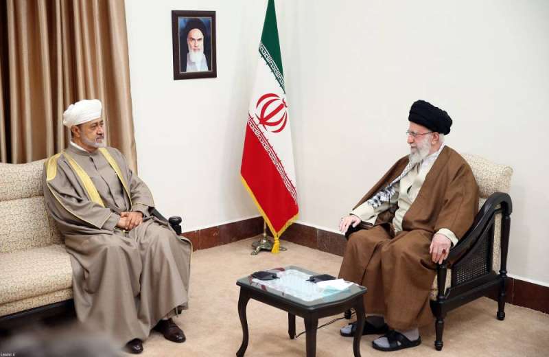 خامنئي: إيران ترحب بتحسين العلاقات الديبلوماسية مع مصر